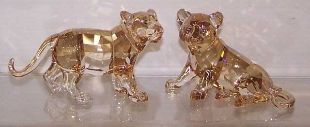 *2 SWAROVSKI CRYSTAL FIGURES (1 of 1)