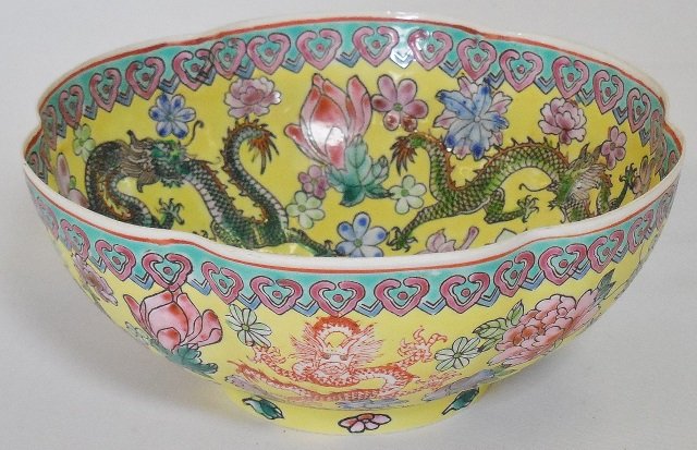 *ORIENTAL EGGSHELL PORCELAIN BOWL: Having dragon and floral decoration, approximate diameter 5".
