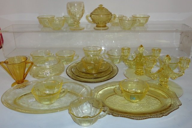 *GROUP OF AMBER DEPRESSION GLASS (1 of 1)
