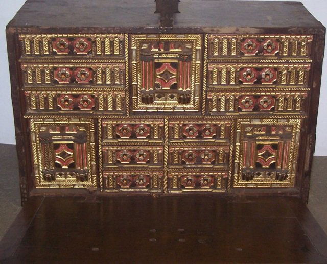 *18TH C. SPANISH VARGUENO (1 of 2)