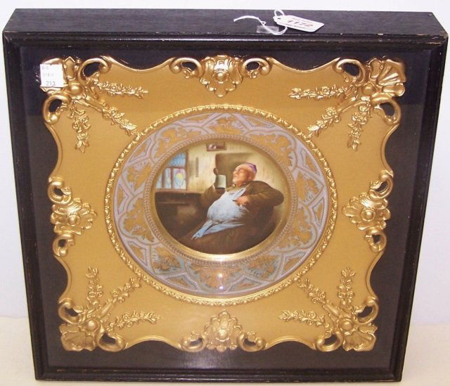 GILT FRAMED COLLECTOR PLATE (1 of 6)