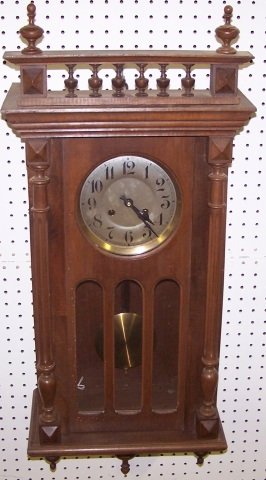 *20TH C. WALL CLOCK (1 of 5)