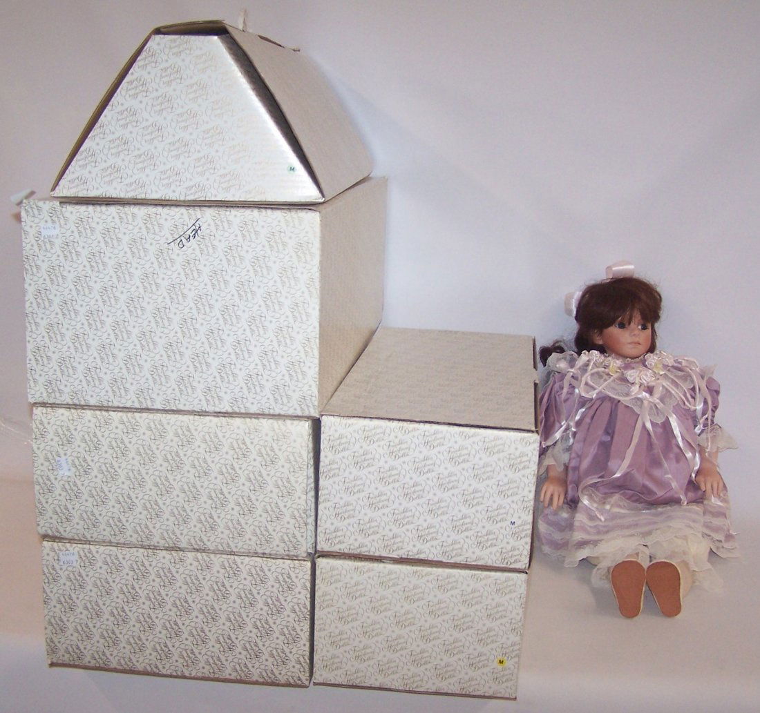 *7 PORCELAIN DOLLS (1 of 2)