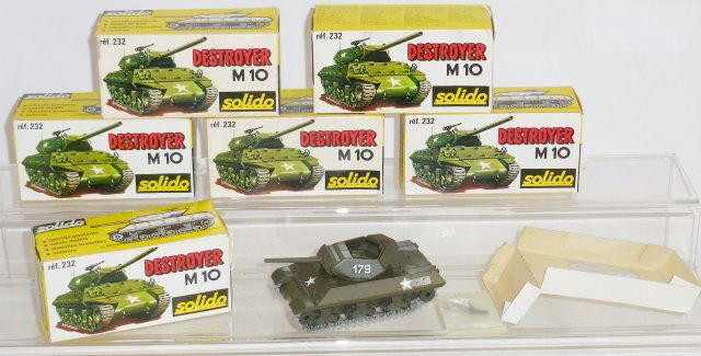*6 SOLIDO DIECAST MILITARY TANK MODELS (1 of 2)