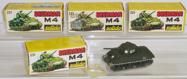 *4 SOLIDO DIECAST MILITARY TANK MODELS (1 of 2)