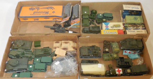 *4 GROUPS OF MISCELLANEOUS MILITARY MODELS (1 of 1)