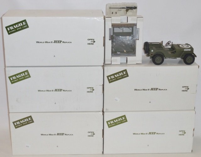 *5 DANBURY MINT WWII JEEP MODELS (1 of 2)