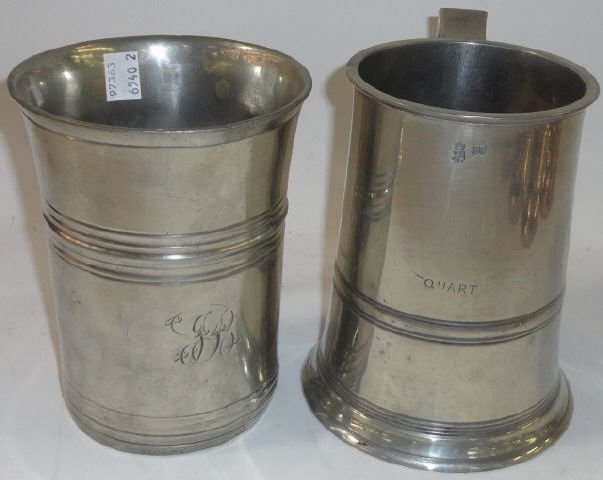 *2 19TH C. ENGLISH PEWTER TANKARDS (1 of 5)