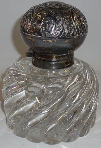 *VICTORIAN CRYSTAL INK BOTTLE (1 of 3)