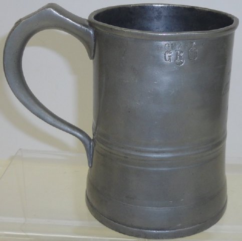*18TH C. PEWTER TANKARD (1 of 2)
