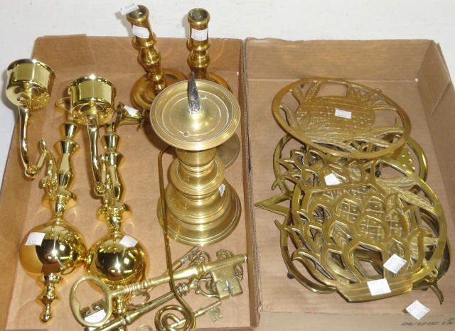 *2 GROUPS OF BRASS: Picket candlestand, wall sconces, trivet, keys, etc.