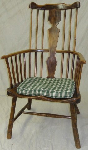 *18TH C. ENGLISH OAK WINDSOR ARMCHAIR (1 of 2)