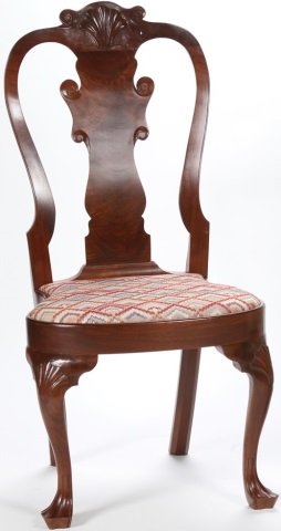 *PAIR OF QUEEN ANNE STYLE WALNUT SIDE CHAIRS (1 of 4)