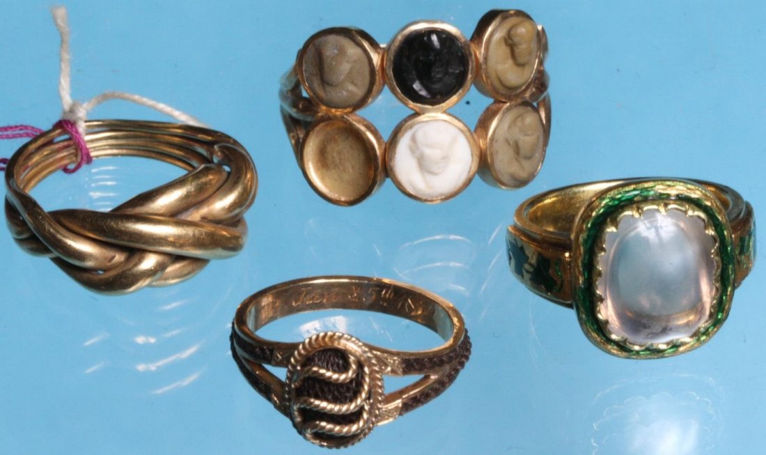 *4 19TH C. YELLOW GOLD RINGS (1 of 3)