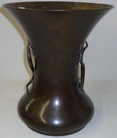 ORIENTAL BRONZE VASE (1 of 2)