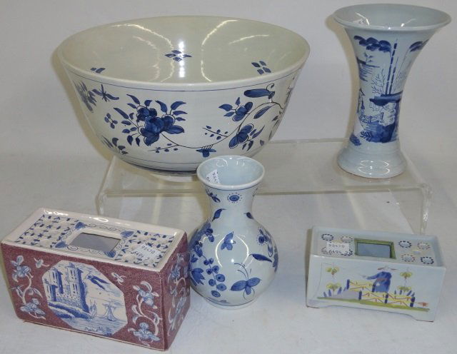 *5 PIECES OF COLONIAL WILLIAMSBURG DELFT (1 of 2)