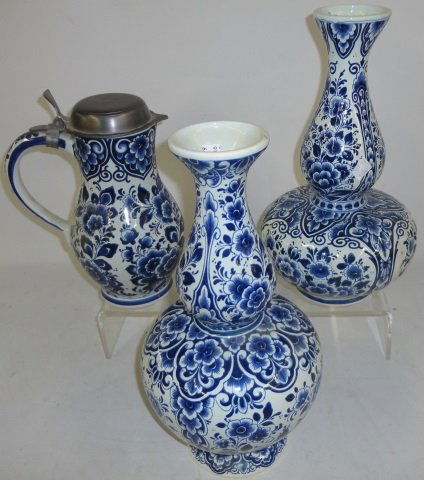 *3 PIECES OF DELFT POTTERY (1 of 3)