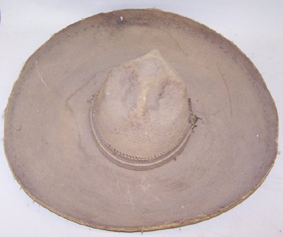 *MEXICAN COWBOY HAT: Approximate diameter 18".