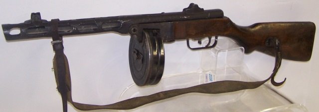 *RUSSIAN PPSH-41 SUBMACHINE GUN: Receiver group has been replaced with solid metal receiver making it a non-gun, comes with 1 clip.