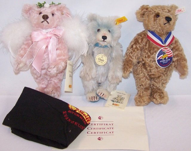 *3 STEIFF TEDDY BEARS (1 of 5)
