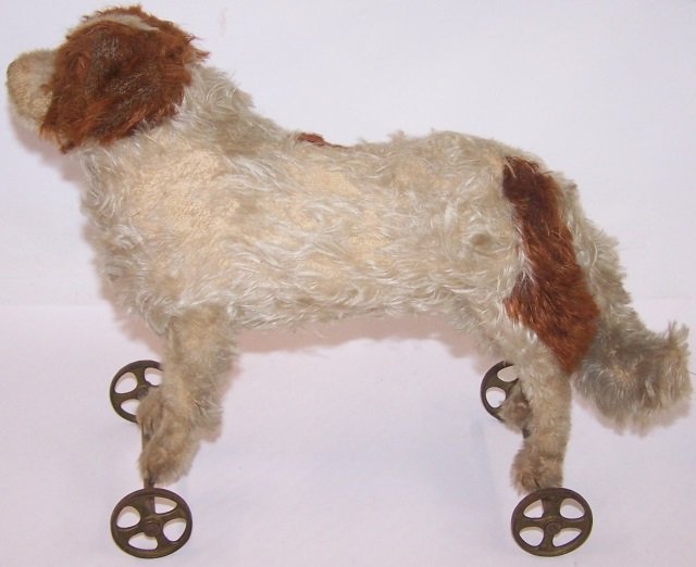*STEIFF DOG ON WHEELS (1 of 5)