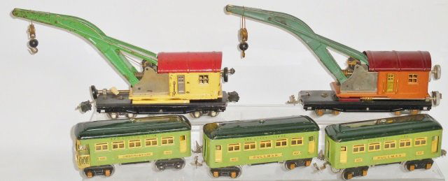 *GROUP OF LIONEL O GAUGE ROLLING STOCK (1 of 3)