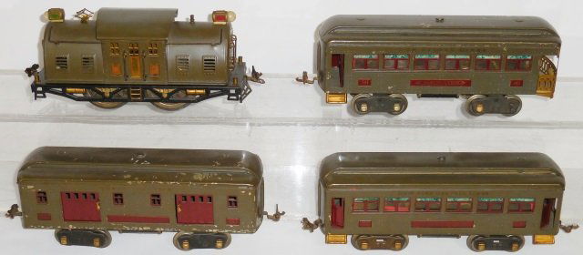 *LIONEL STANDARD GAUGE TRAIN SET (1 of 3)
