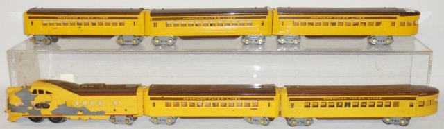 *AMERICAN FLYER O GAUGE CITY OF DENVER SET: Locomotive power unit, 4 passenger cars and 2 observation cars.
