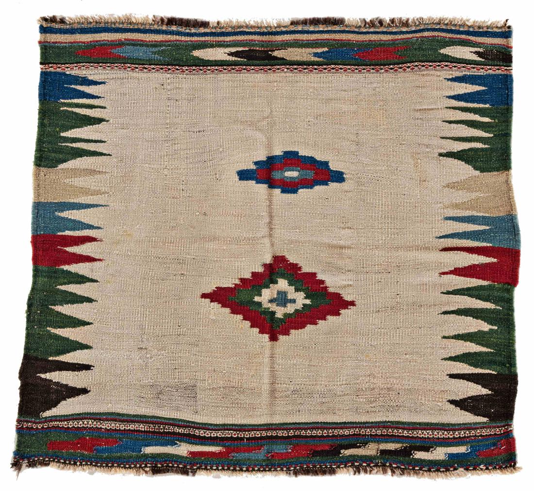 Kamu Sofreh (1 of 1)