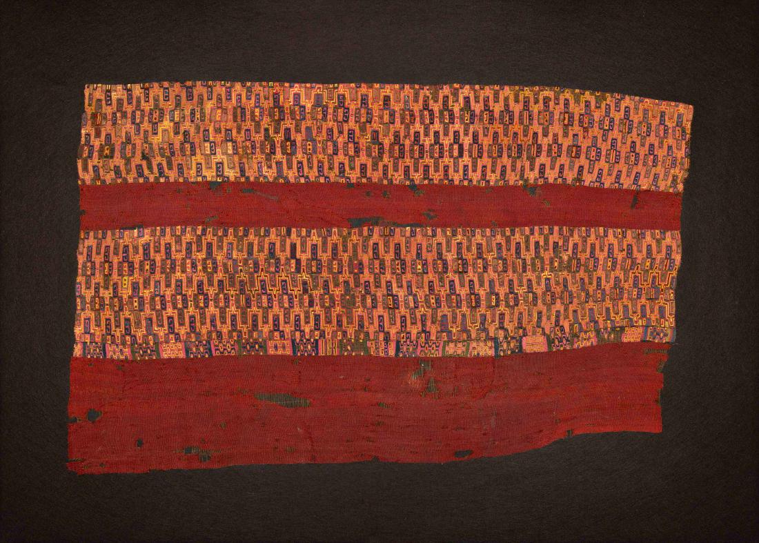 Part of a ceremonial mantle: Part of a ceremonial mantle 81 x 127 cm (2’ 8” x 4’ 2”) Late Paracas, Early Nazca, 300-100 BC. Cf.: Altindianische Textilkunst aus Peru, F. Anton, 1986, Plate 13