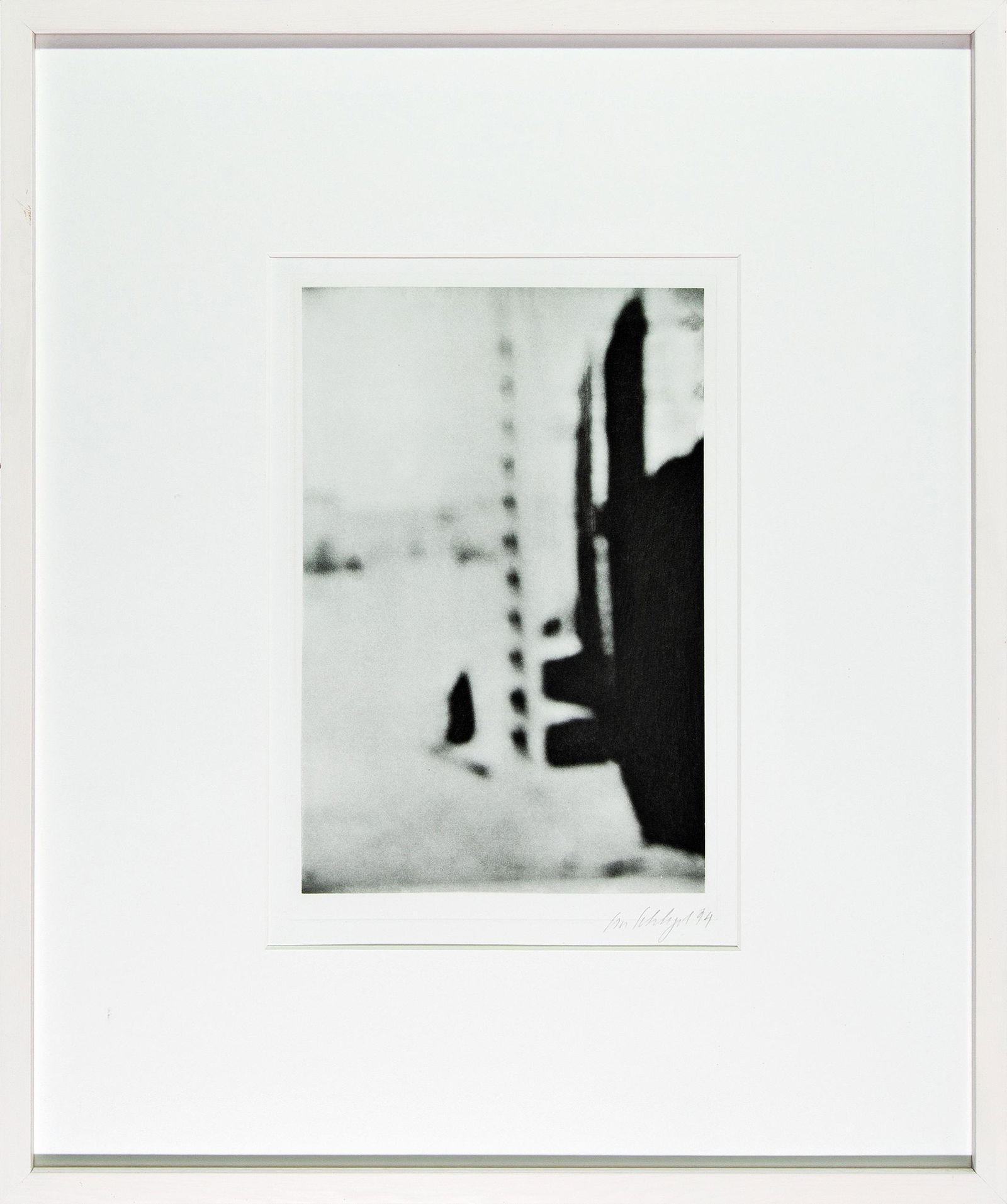 EVA SCHLEGEL: EVA SCHLEGEL (1960 HALL) BRIEF - BILD V, 1994 Heliogravure aus der Serie "Gewidmete Briefe aus Marokko", Plattengröße: 33,5 x 22 cm, Blattgröße: 53 x 38 cm, Passepartout, Rahmenm