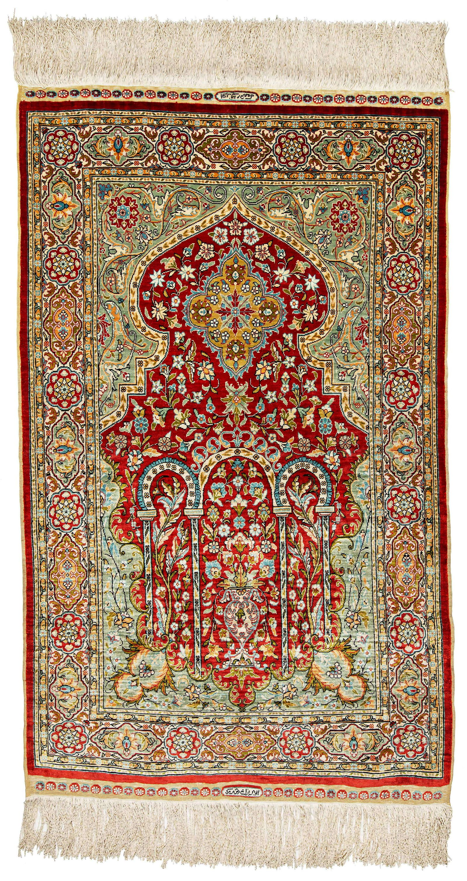 Silk Hereke Rug signed "Özipek" (10 x 10 knots per sqcm) (1 of 6)