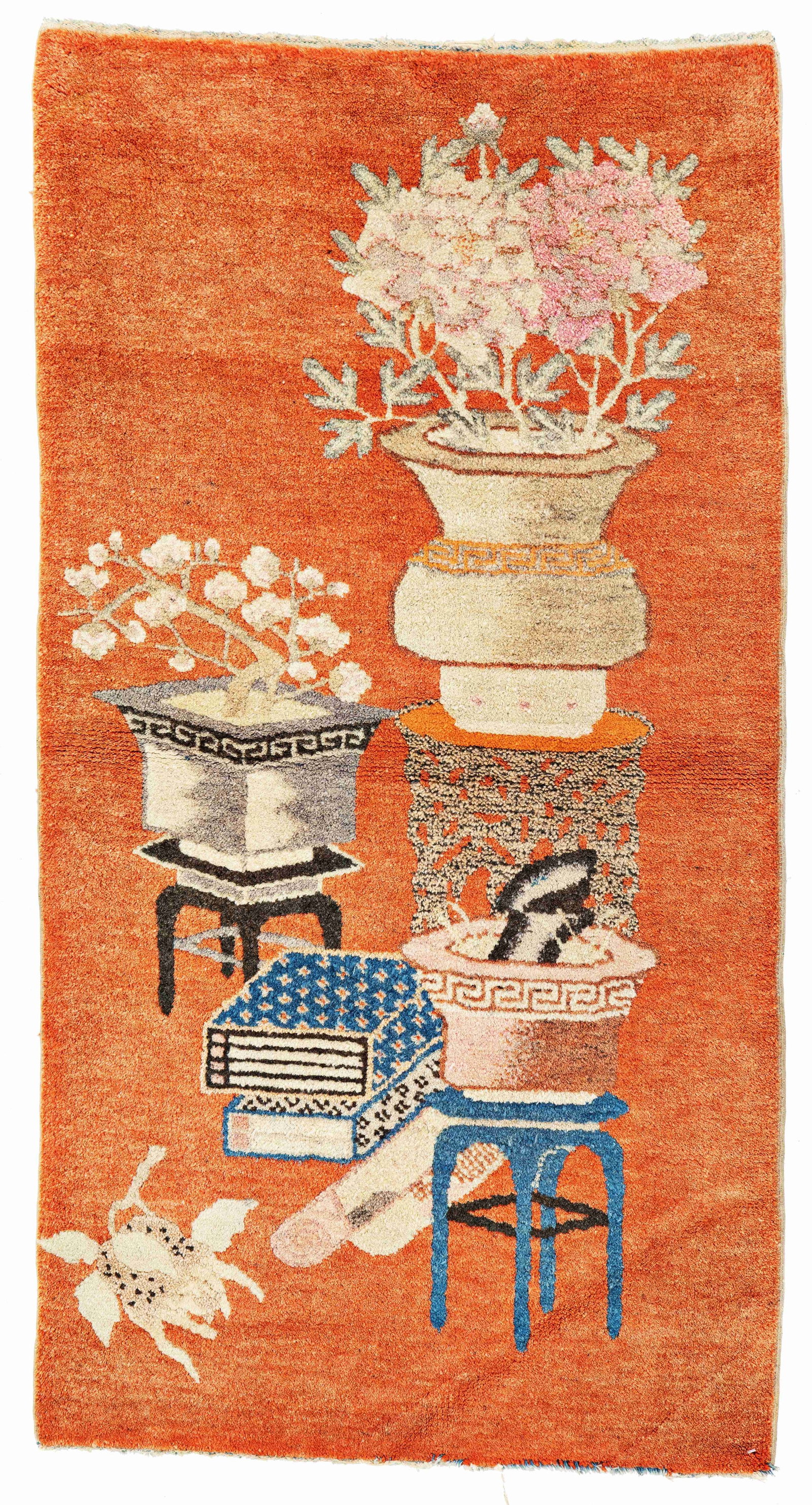 Pao Tao Rug: Pao Tao 128 x 68 cm (4' 2" x 2' 3") China, early 20th century Condition: good, good pile, lower end slightly damaged, slight signs of use Warp: cotton, weft: cotton, pile: wool