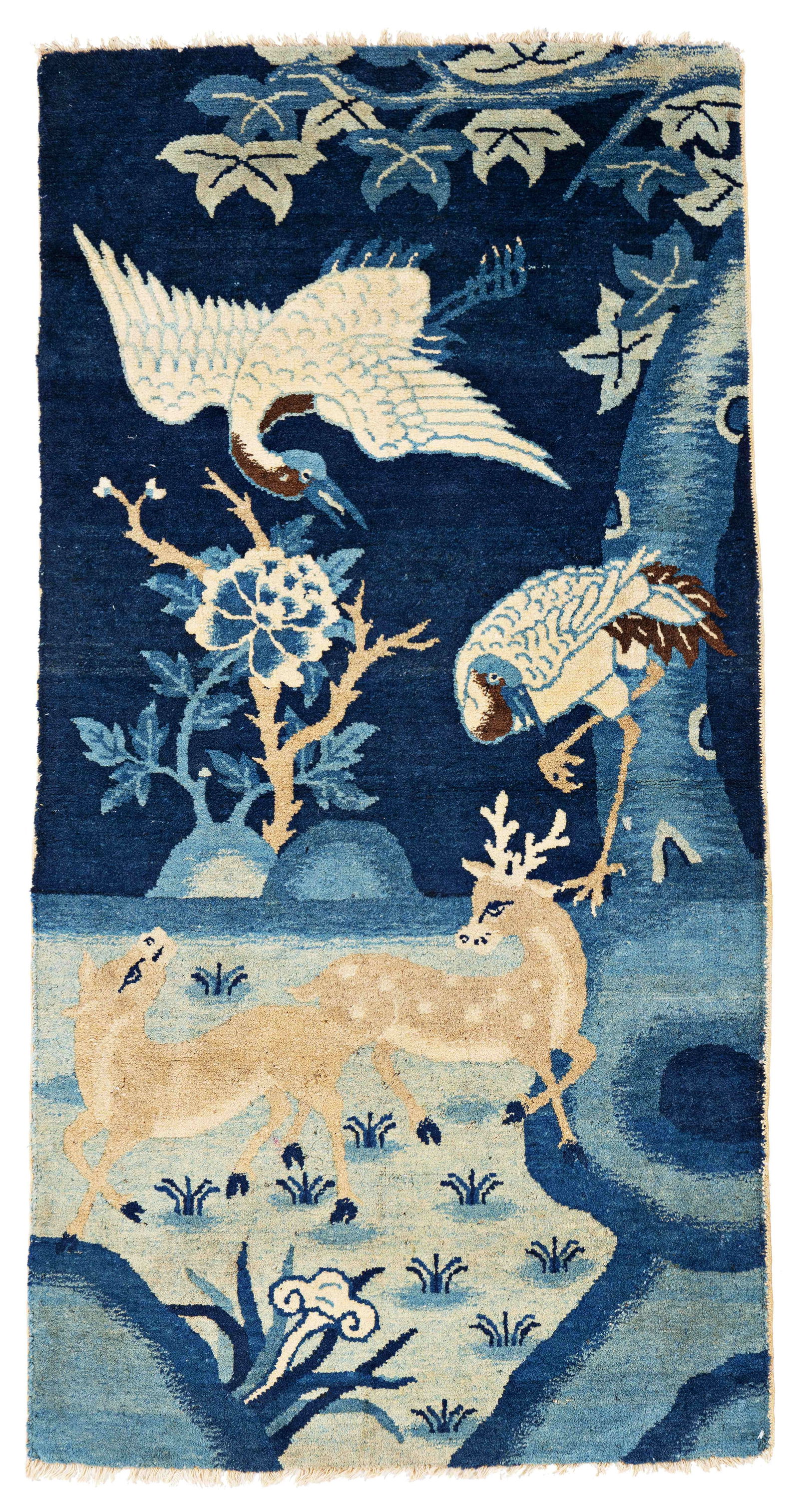 Pao Tao Rug: Pao Tao 138 x 70 cm (4' 6" x 2' 4") China, early 20th century Condition: very good, good pile, slight signs of use Warp: cotton, weft: cotton, pile: wool