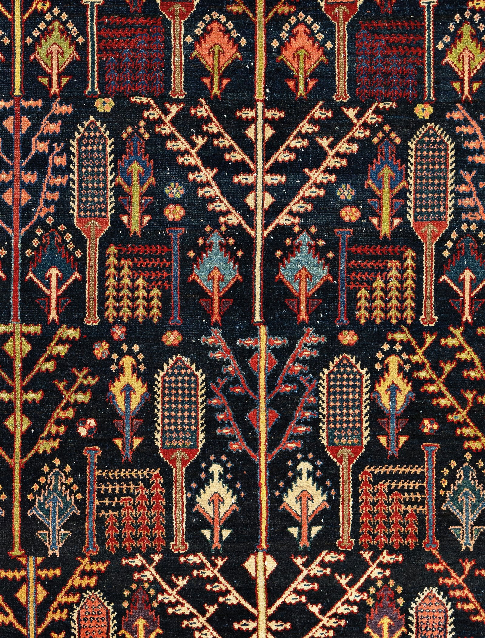 Bakhtiari Rug - 4