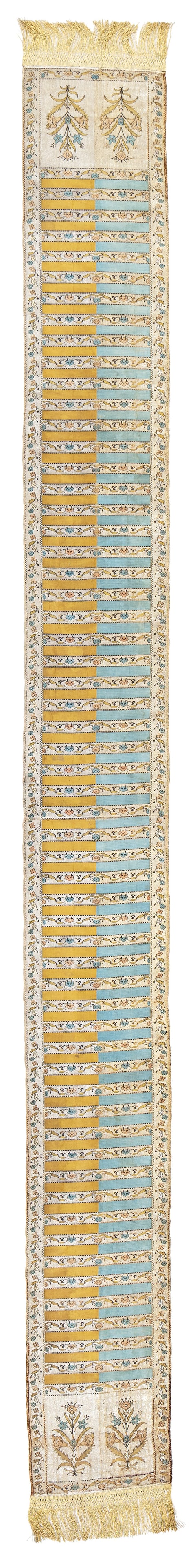 Fine Kontusz Sash: Fine Kontusz Sash 275 x 29 cm (9' x 11") Poland, early 18th century Condition: good, slightly reduced in length, some small professional restorations, mainly along the sides and ends Silk and metal