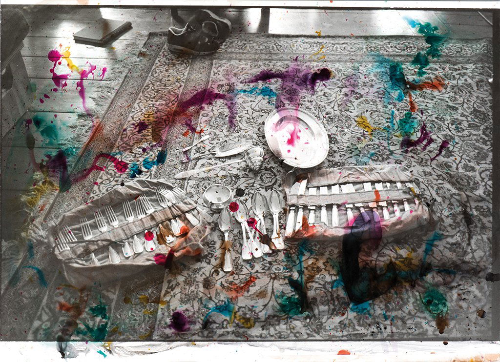 Amelie von Wulffen (1966 Breitenbrunn): o.T., 2009 Fotografie in SW auf Fotopapier, Ãœbermalung, 77,5 x 107,3 cm, Edition: 12/12 untitled, 2009 Photography in BW on photo paper, Ãœbermalung, 77,5 x 107,3 cm, Edition: 12/12