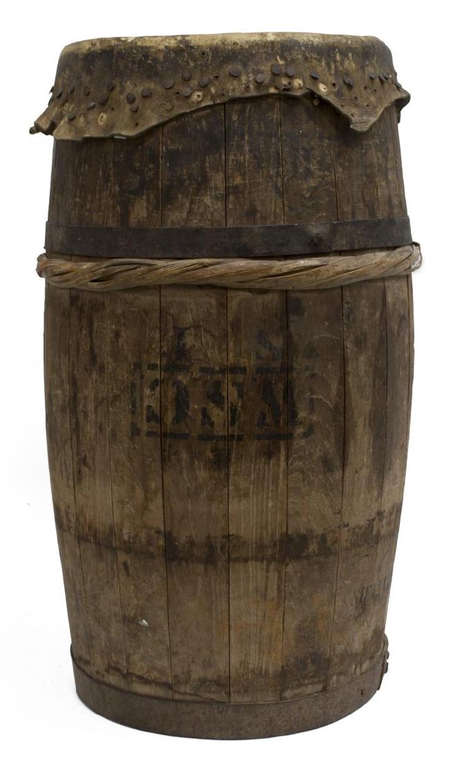 IRON BOUND SOY SAUCE BARREL HIDE DRUM (1 of 8)