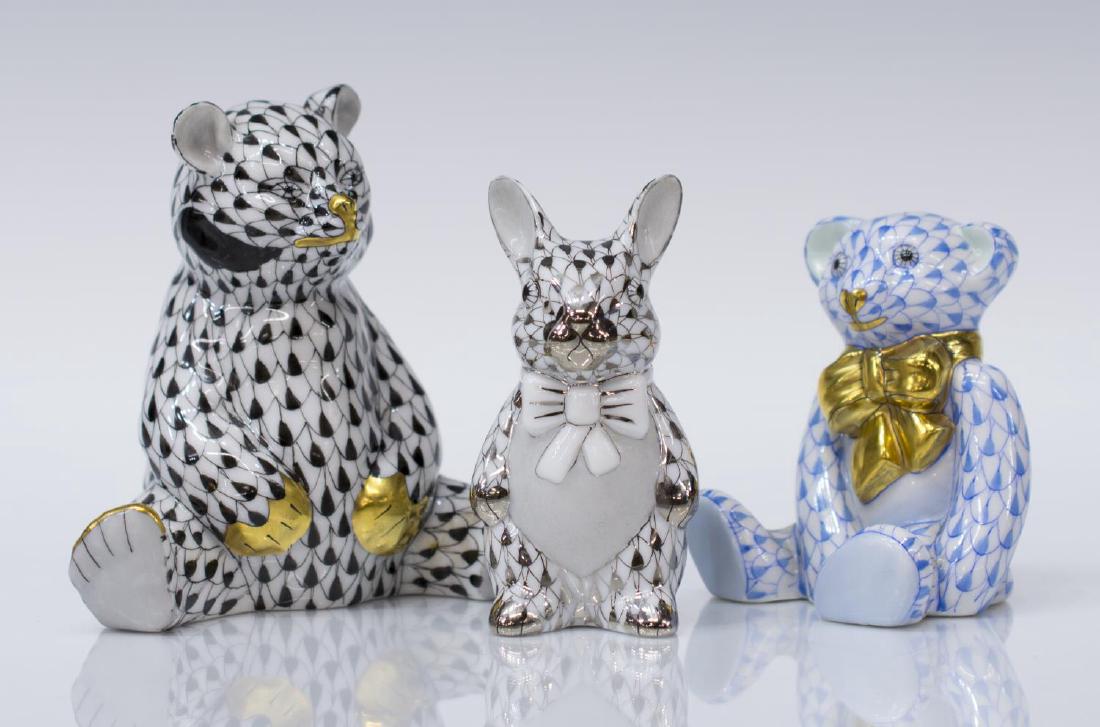 (3) HEREND FISHNET PORCELAIN BUNNY & BEARS (1 of 5)