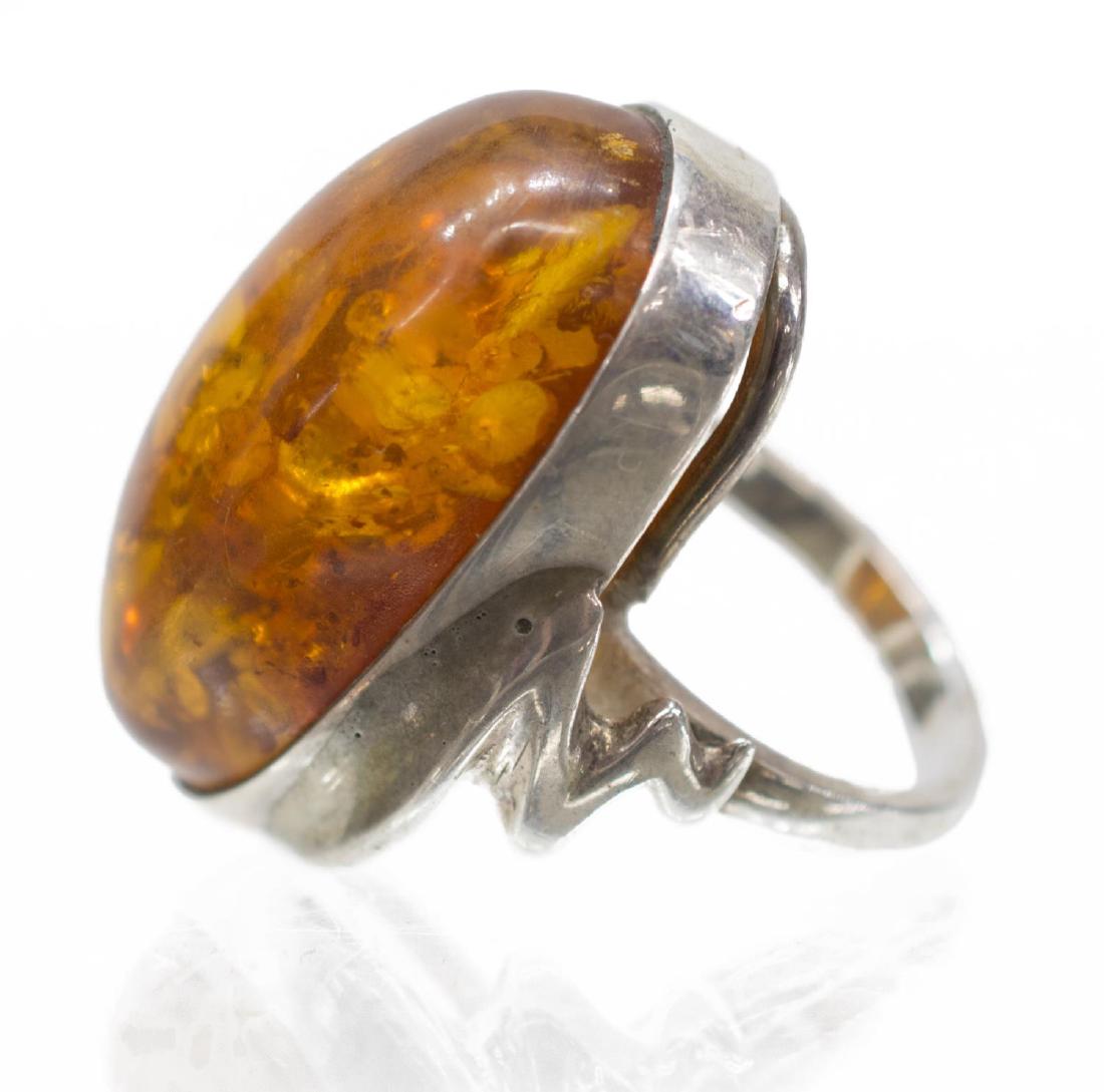 LADIES ESTATE STERLING & AMBER MID CENTURY RING (1 of 3)