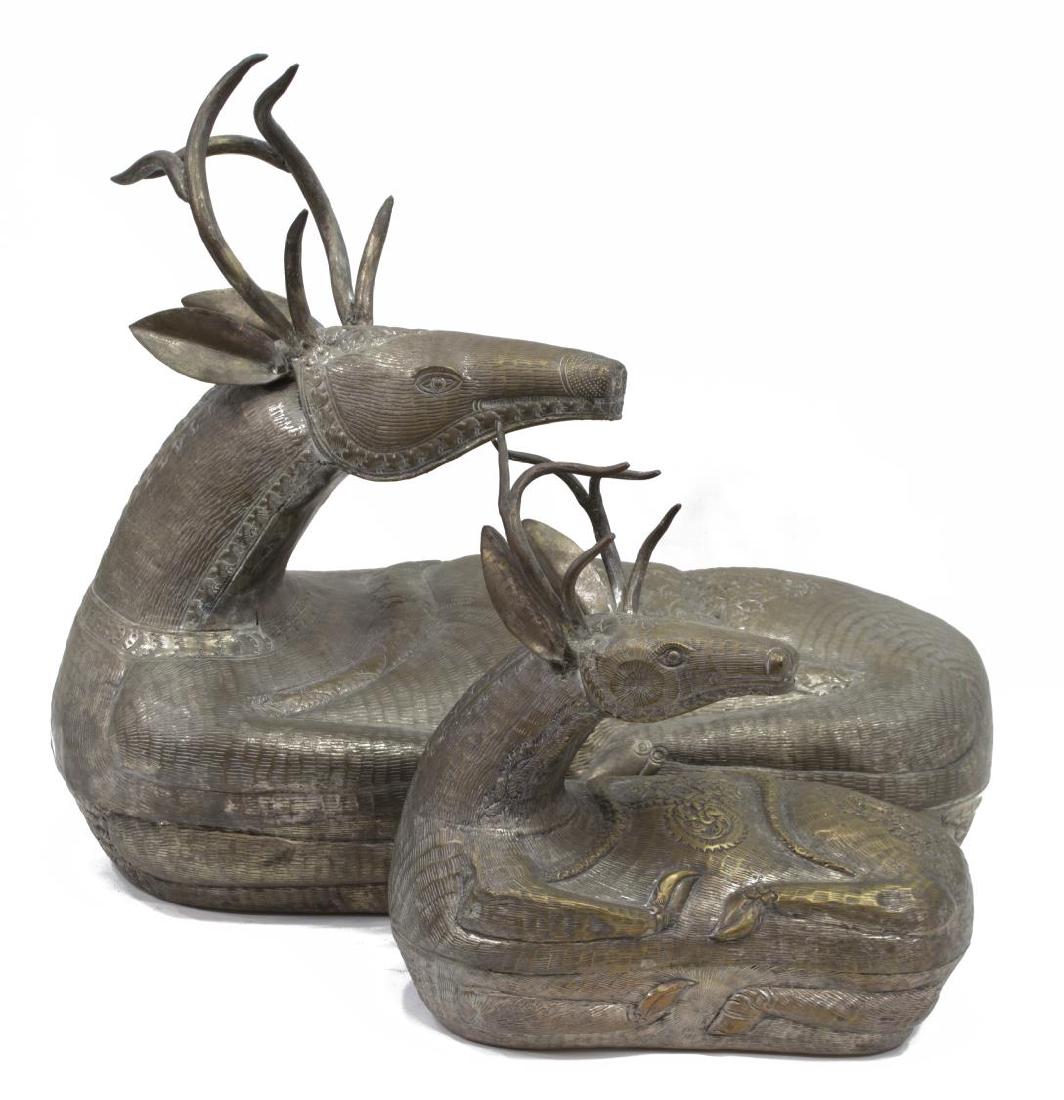 (2) FIGURAL SILVERED METAL BETEL NUT DEER BOXES (1 of 10)