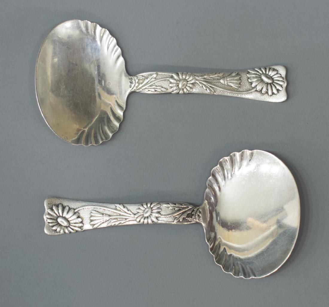 (2) TIFFANY & CO "VINE" STERLING BON BON SPOONS (1 of 4)