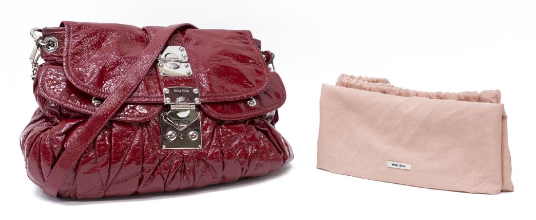 MIU MIU 'COFFER' RED PATENT LEATHER SHOULDER BAG (1 of 5)