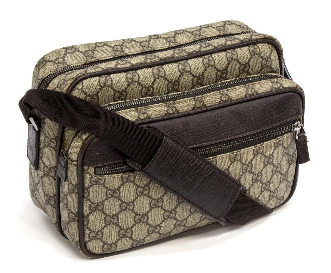 GUCCI BEIGE MONOGRAM CANVAS MESSENGER BAG (1 of 5)