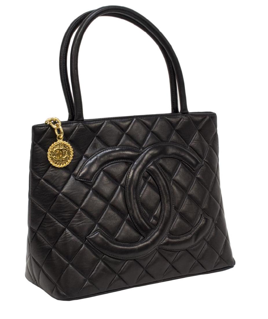 CHANEL QUILTED BLACK LEATHER 'MEDALLION' HANDBAG (1 of 5)