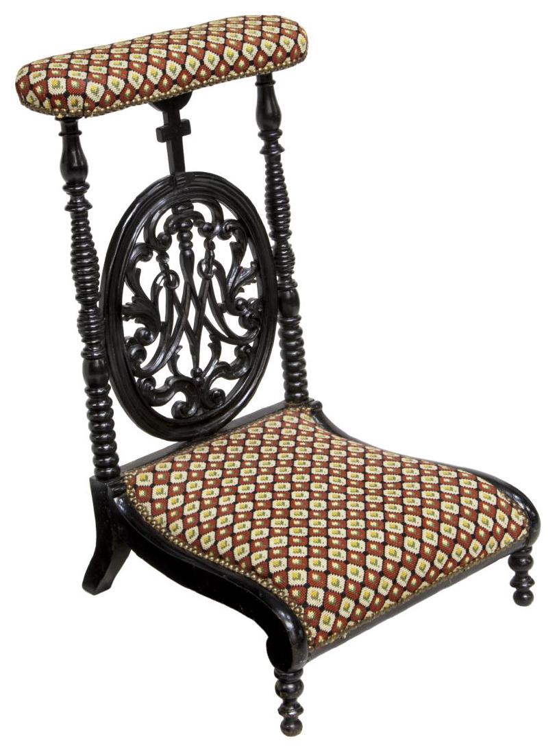 ANTIQUE FRENCH PRAYER CHAIR / KNEELER (1 of 3)