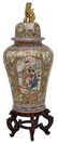 CHINESE FAMILLE ROSE PORCELAIN COVERED TEMPLE JAR