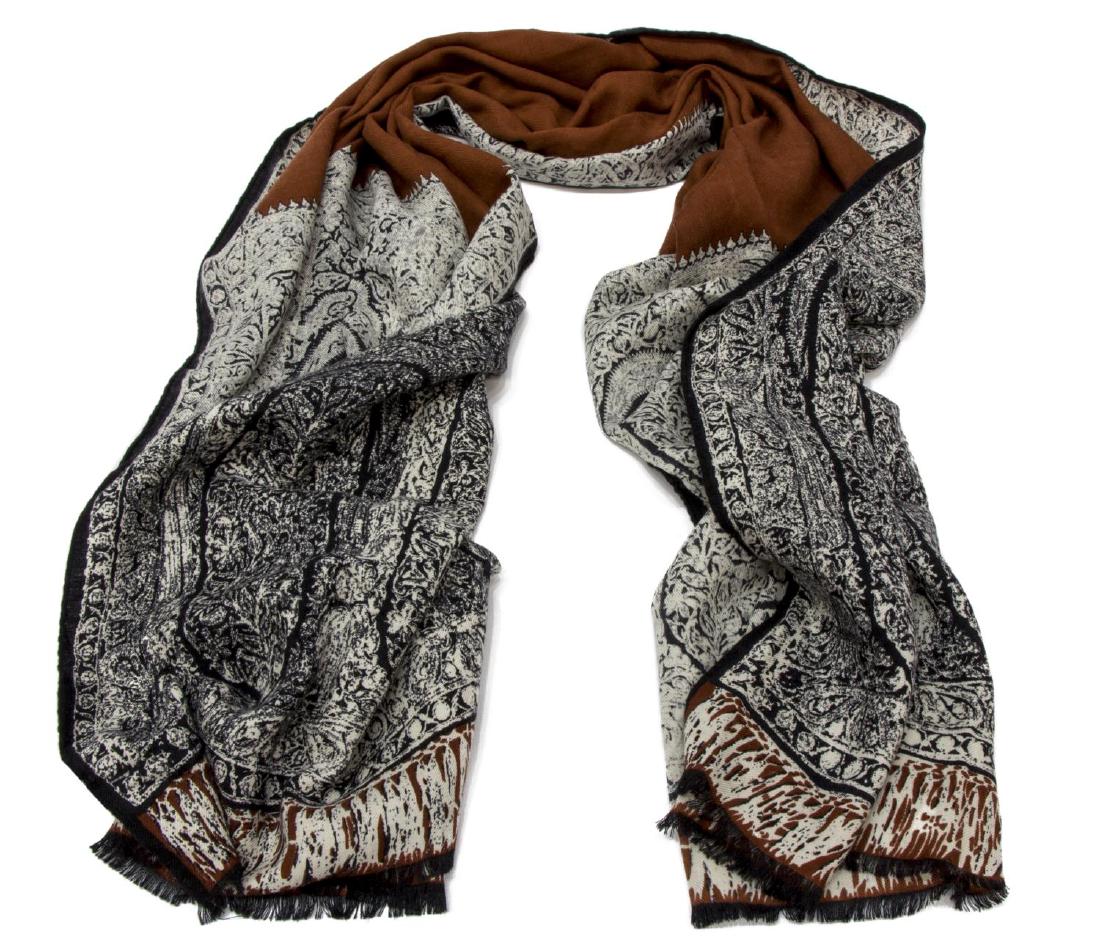 NEW ETRO FRINGED SCARF / WRAP (1 of 3)