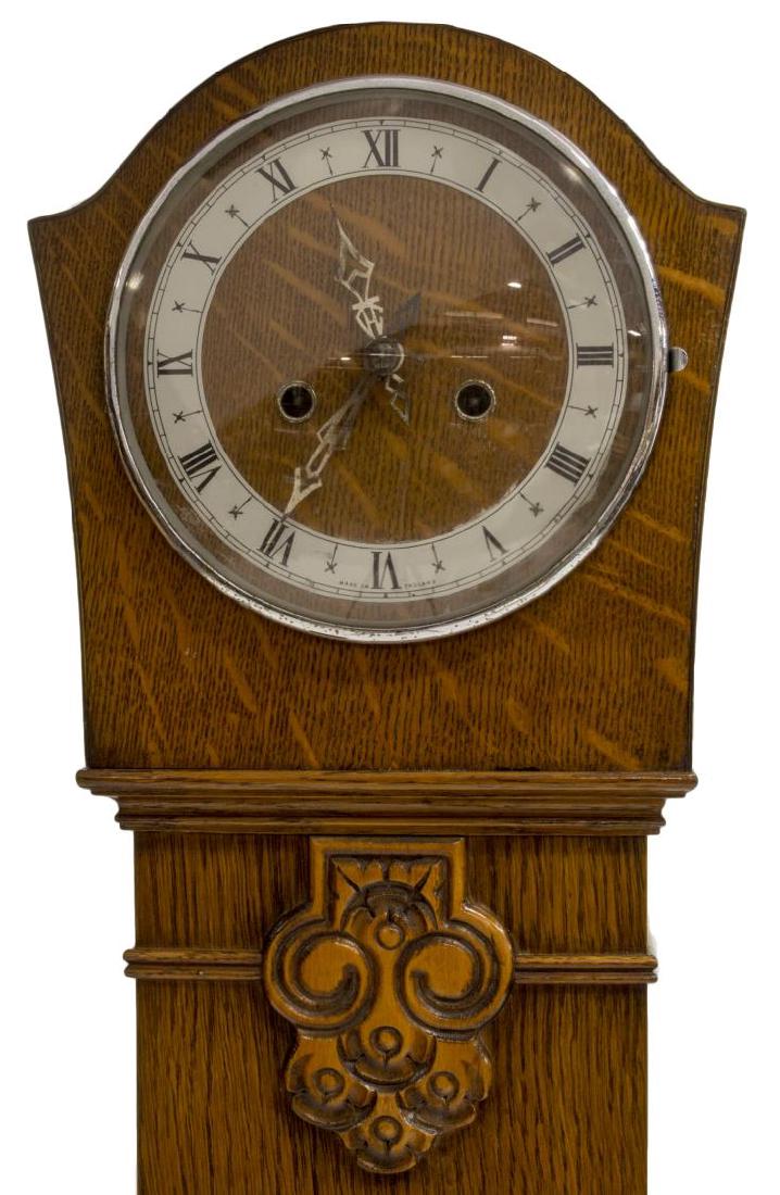 ENGLISH OAK GRANDMOTHER CLOCK C. 1940 (1 of 4)