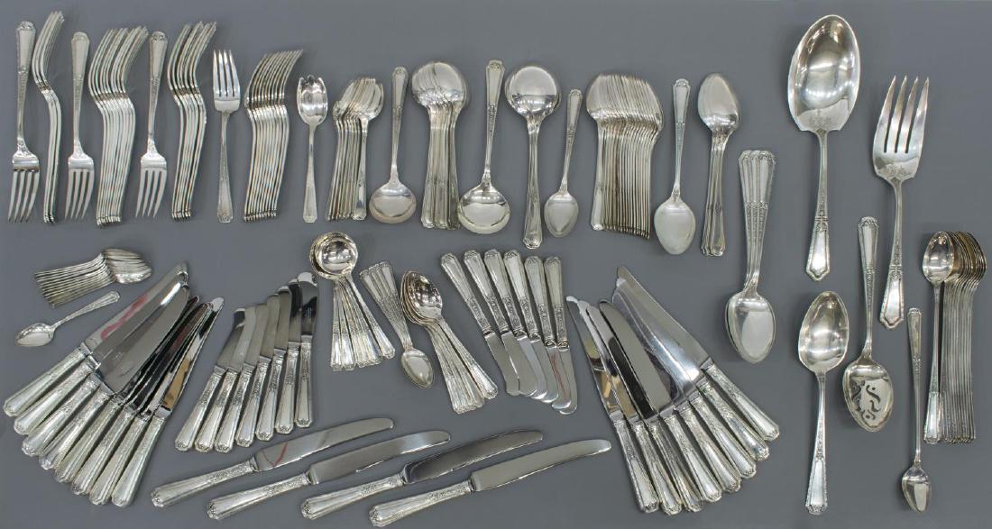 (163) TOWLE STERLING 'LOUIS XIV' FLATWARE SERVICE (1 of 7)